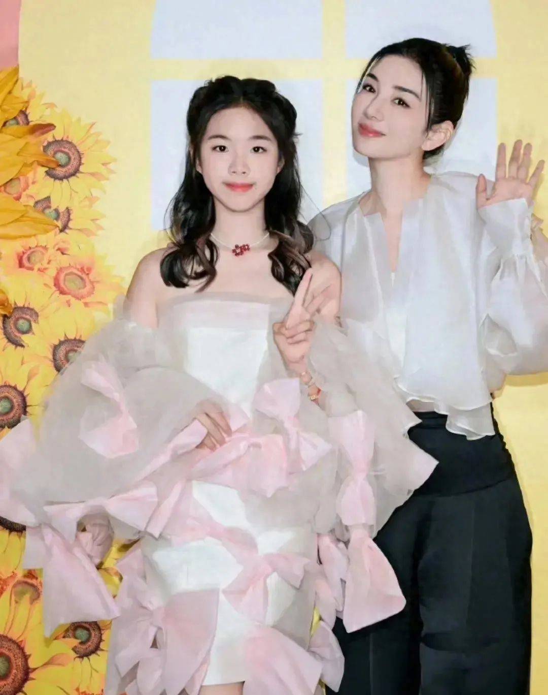 详细阅读:刘奕君女儿(刘奕君女儿叫什么名字) 刘奕君女儿(刘奕君女儿叫什么名字)